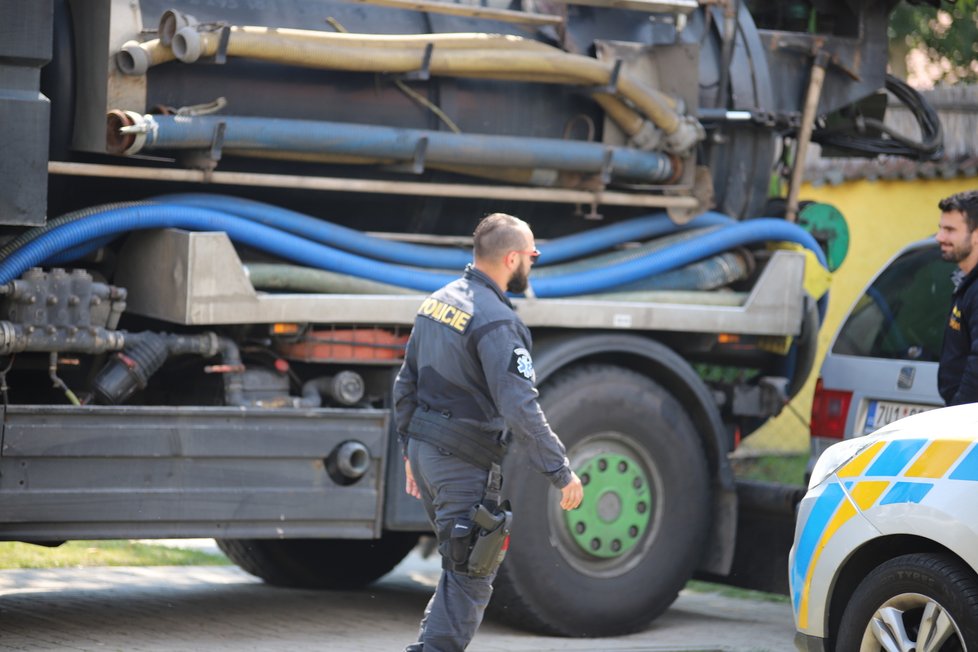 Policie pátrá v okolí bydliště 7 let pohřešované Jany Paurové.