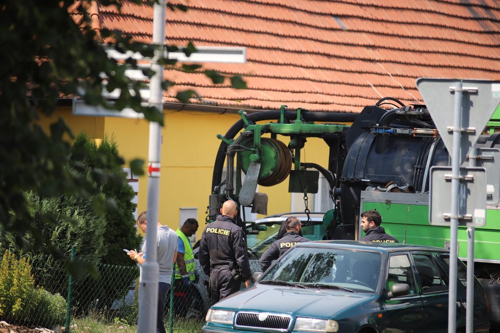 Policie pátrá v  okolí bydliště 7 let pohřešované Jany Paurové.