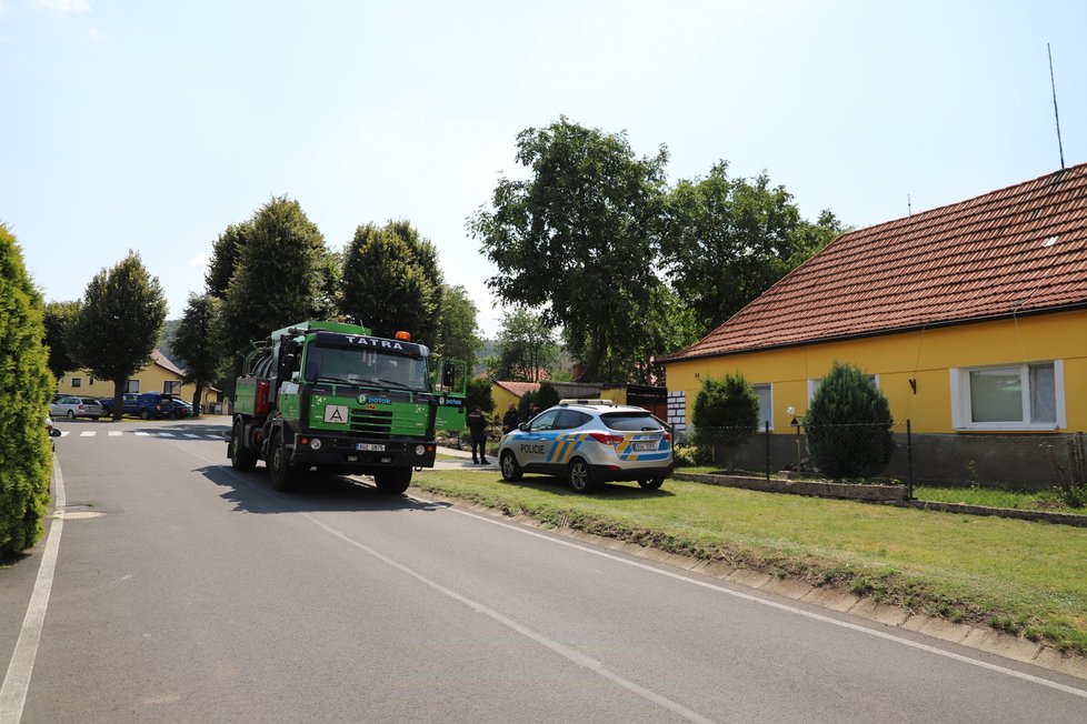 Policie pátrá v okolí bydliště 7 let pohřešované Jany Paurové.