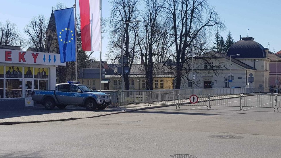 Polská policie hlídá hraniční přechody