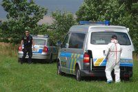 Tragická nehoda na Znojemsku: Při čelní srážce zemřela žena, další dva lidé jsou ve vážném stavu