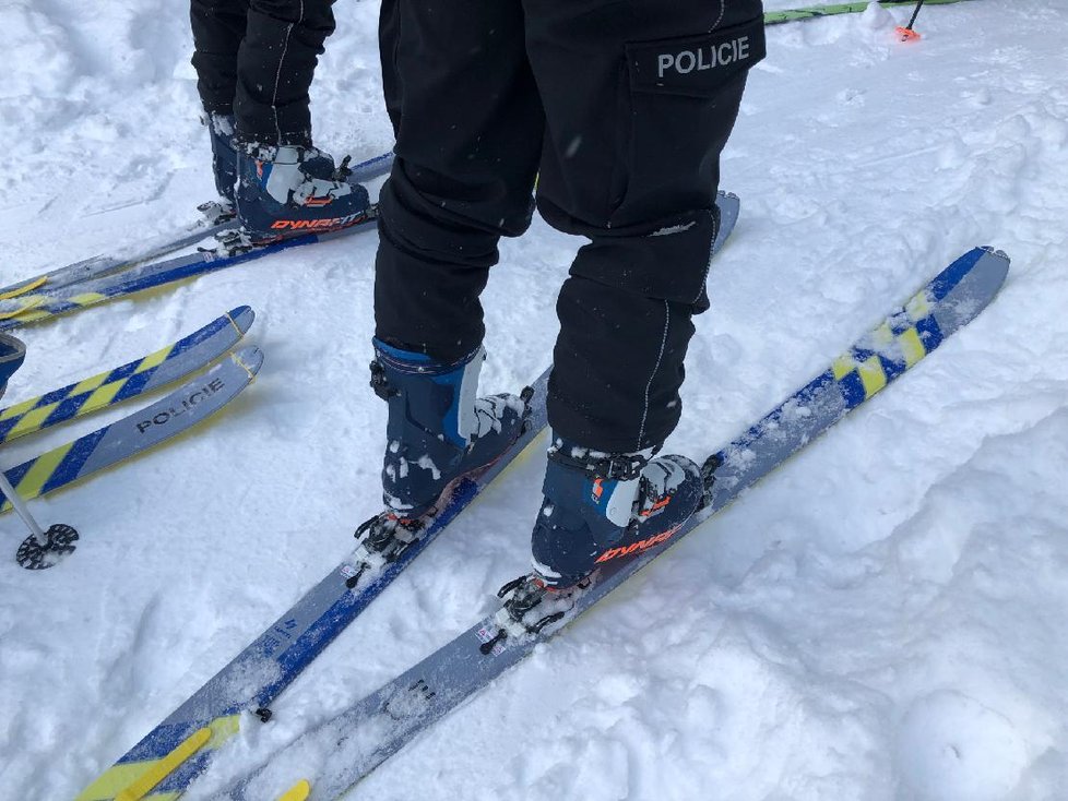 Policisté se pochlubili novým vybavením.