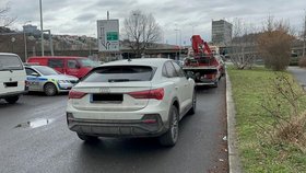 Policie v Praze a Středočeském kraji zabavila na 30 luxusních vozů.