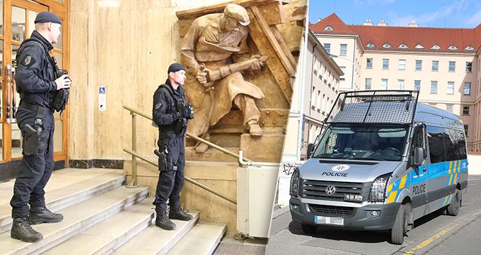 Policie na ministerstvu práce a sociálních věcí (24. 2. 2020)