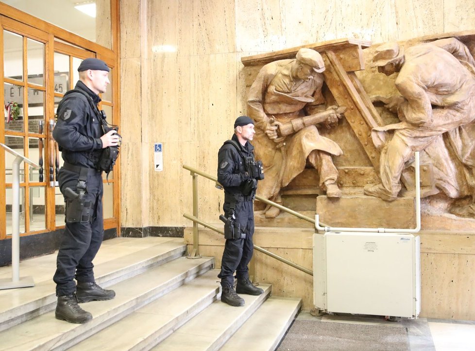 Policie na ministerstvu práce a sociálních věcí (24. 2. 2020)