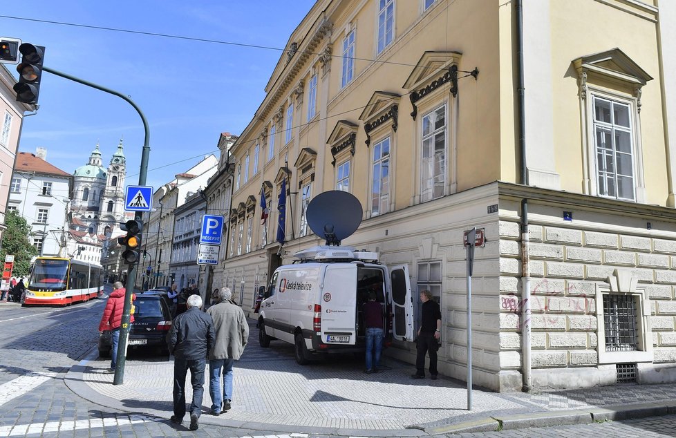 Kvůli dotacím na sport zasahovala policie na několika místech v Praze včetně ministerstva školství