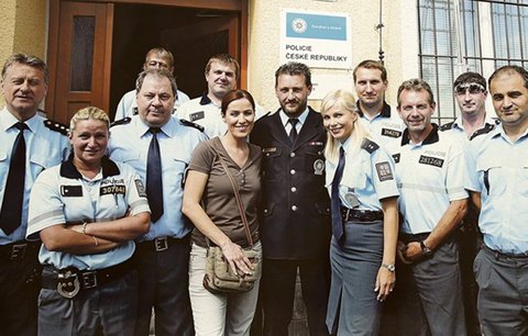Reportáž ze šumavské služebny: Jak vypadá skutečná Policie Modrava!