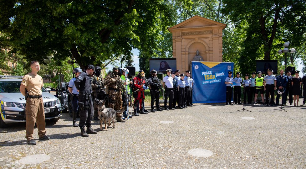 Policie spustila novou náborovou kampaň.