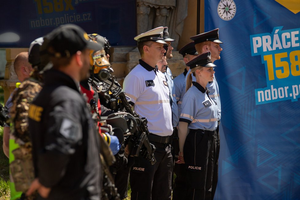 Policie spustila novou náborovou kampaň.