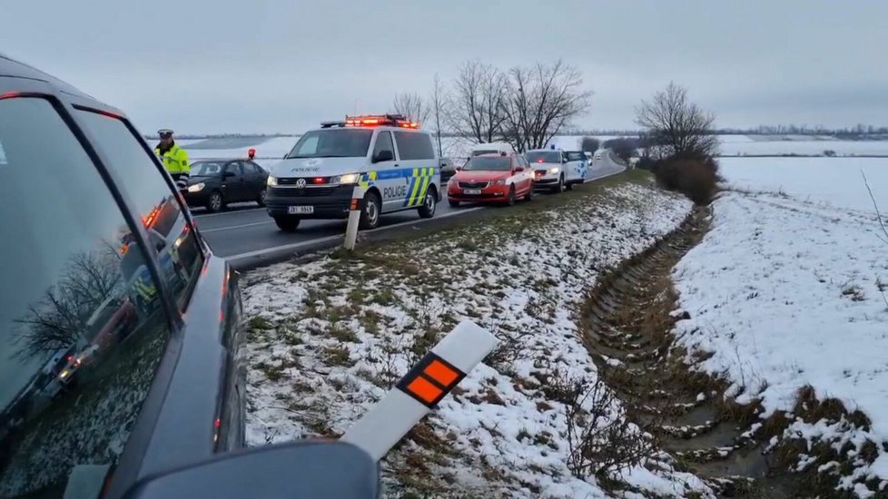 U Branišovic na Brněnsku se v pondělí 23. ledna se srazila dodávka s osobním autem, skončilo to tragicky.