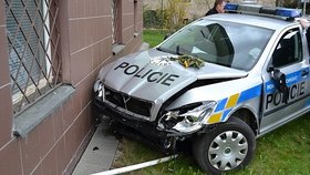 Policejní výjezd skončil dramatickou nehodou