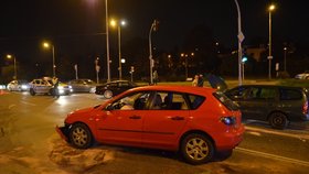 Nabouraná auta v Praze.