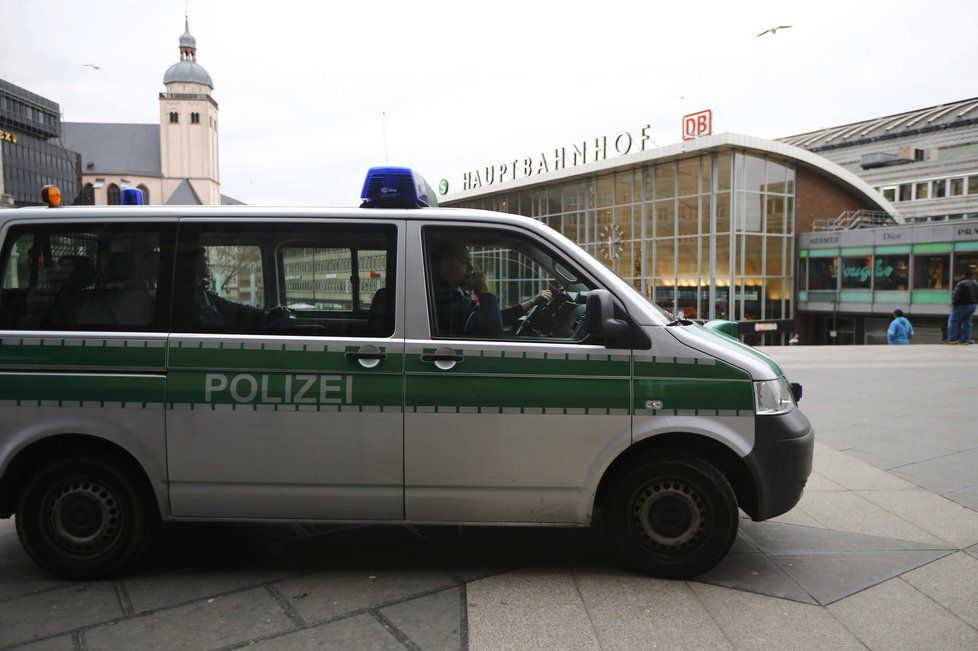 Policie v Kolíně nad Rýnem, kde k sexuálním útokům došlo.