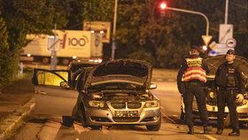 Pražským policistům ujížděla posádka BMW.