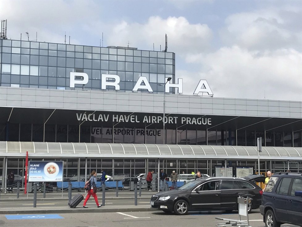 Hlavní dráhu Letiště Václava Havla čeká údržba.