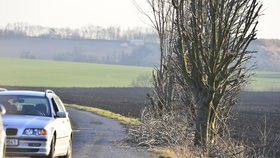 Muž se rozjel se smyčkou na krku. (březen 2014)