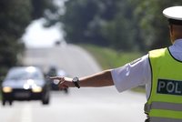 Policie se chystá na víkend: Posvítí si na řidiče