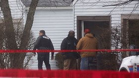 Střelba se odehrála v Ohiu, kde útočník zastřelil 2 policisty.