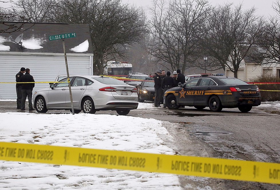 Střelba se odehrála v Ohiu, kde útočník zastřelil 2 policisty.