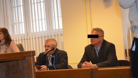Pavel K. v soudní síni před vynesením rozsudku