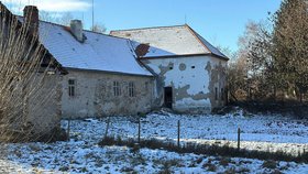 Vražda ženy ve Sviněticích u Bavorova. Pachatel jí měl uříznout hlavu.