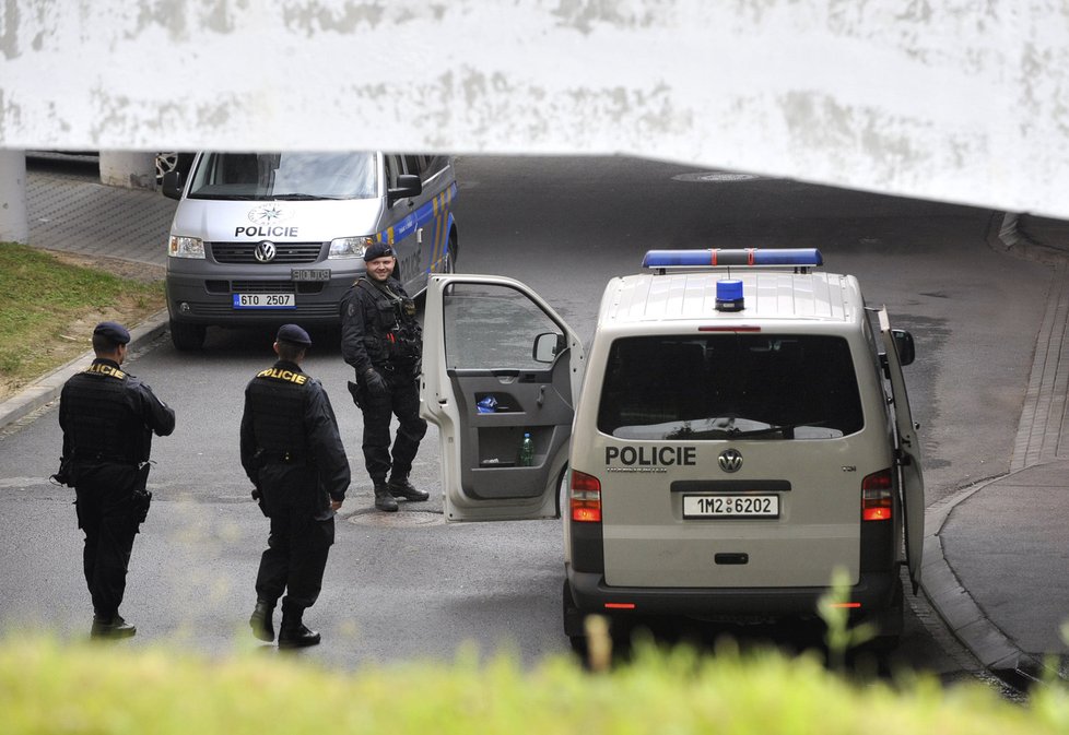 Rozhodnutí o vazbě provázejí v Ostravě policejní manévry