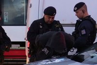 Muž z Chomutova vykradl minimálně 57 aut: V minulosti ho za to odsoudili už 17x!