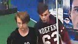 VIDEO: Vzali, co jim nepatřilo: Mladí zloději z Holešovic ukradli naditou peněženku