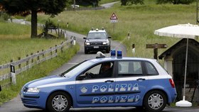 Policista ve Švýcarsku dostal pokutu za to, že stíhal dodávku s heroinem bez zapnutého majáku. (Ilustrační foto)