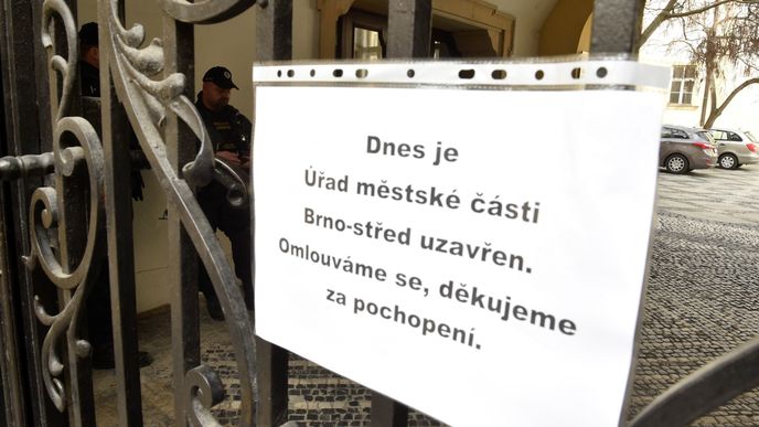 Zásah NCOZ na radnici městské části Brno-střed