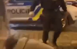 Zásah policisty po párty v baru vyšetřuje GIBS. Zásah policisty po párty v baru vyšetřuje GIBS.