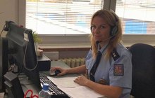 Policistka Lenka (40) pomáhá hygienikům: TRASUJE A TRASUJE