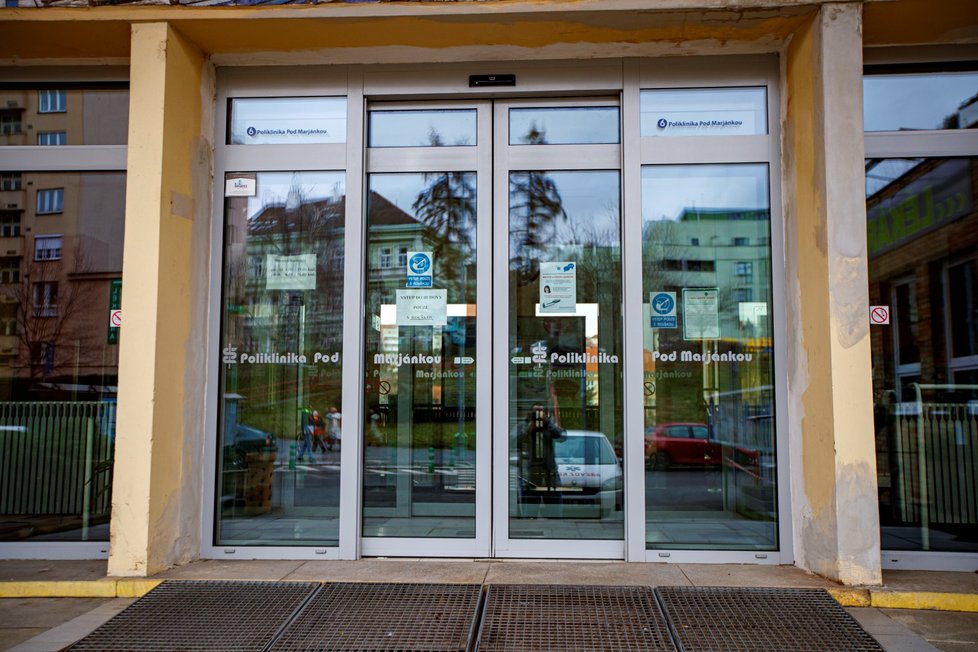 Poliklinika Pod Marjánkou v Praze 6 na začátku února 2021