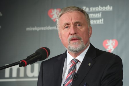 Mirkovi Topolánkovi vadí přílišná byrokracie EU.