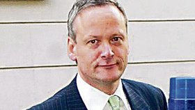 Cyril Svoboda byl dosud jedničkou pražské kandidátky.