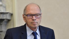 Ministr financí Ivan Pilný