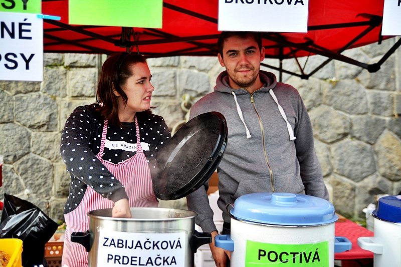 Festival nabídl na 50 druhů polévek. Na své si přišli milovníci masových vývarů i čistě zeleninových polévek