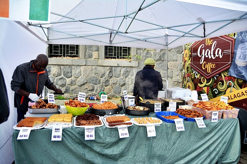 Festival nabídl na 50 druhů polévek. Na své si přišli milovníci masových vývarů i čistě zeleninových polévek