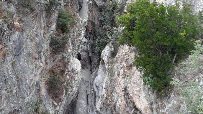 V národním parku Pollino na jihu Itálie umírali turisté, zastihl je prudký déšť