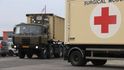 Vojáci staví polní nemocnici v pražských Letňanech, hotová má být do týdne