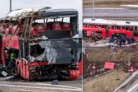 Noční havárie autobusu skončila tragicky: Šest mrtvých a desítky zraněných