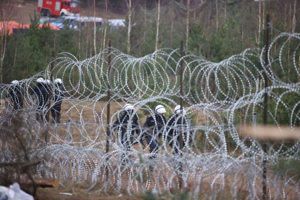 Většina migrantů opustila dočasný kemp u hraničního přechodu  Bruzgi - Kuznica na polsko-běloruské hranici.