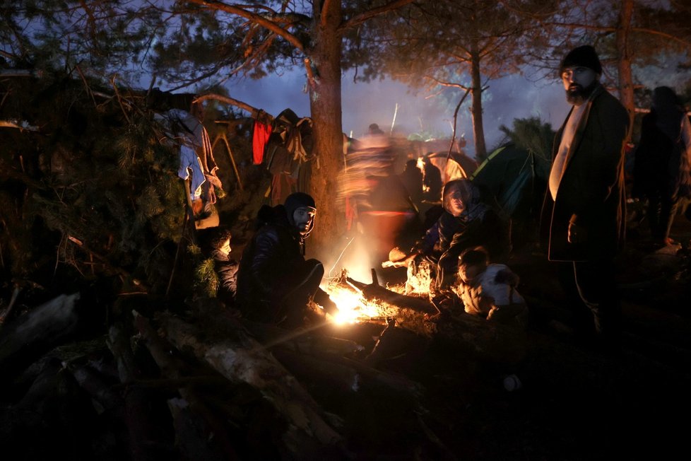 Migranti z Blízkého východu na polsko-běloruské hranici (14. 11. 2021)