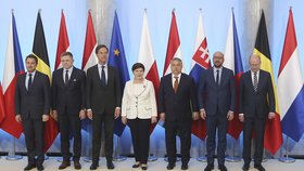 Spor o přerozdělování uprchlíků mezi členské státy Evropské unie očekává předseda české vlády Bohuslav Sobotka od jednání na pondělní schůzce šéfů vlád zemí Beneluxu a visegrádské čtyřky.