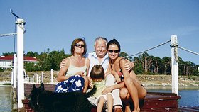 Letní rodinná dovolená prezidentského páru s dcerou Martou a vnučkami