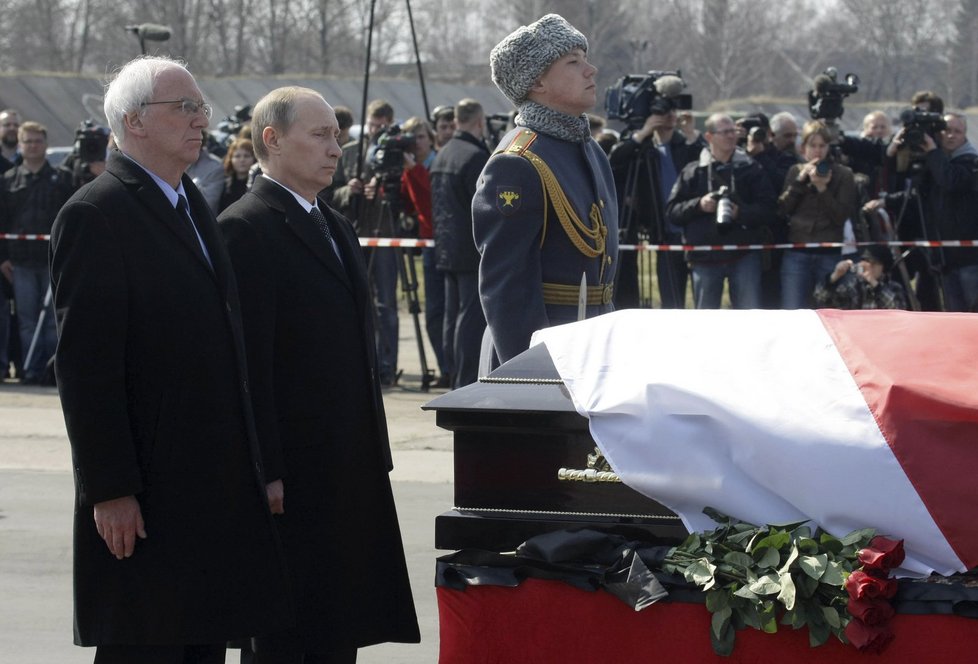 Ruský premiér Vladimir Putin a polský velvyslanec v Rusku Jerzy Bahr