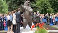Odkaz desátníka Wojtka dodnes připomínají sochy stojící od Krakova až po kanadskou Ottawu. 