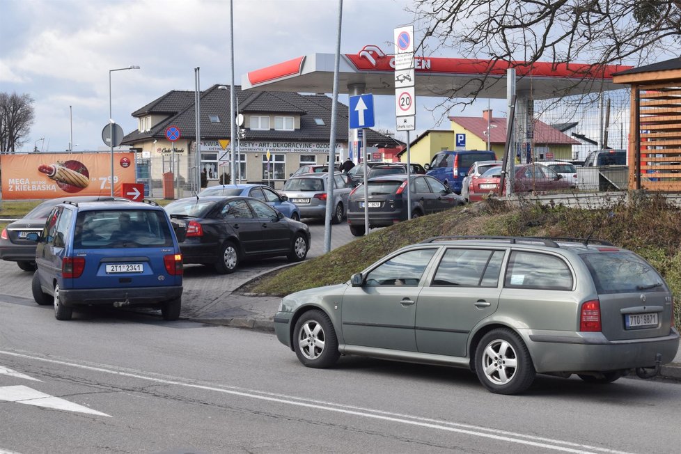 Nákupy Čechů v Polsku míří především na pohonné hmoty (9. 2. 2022)