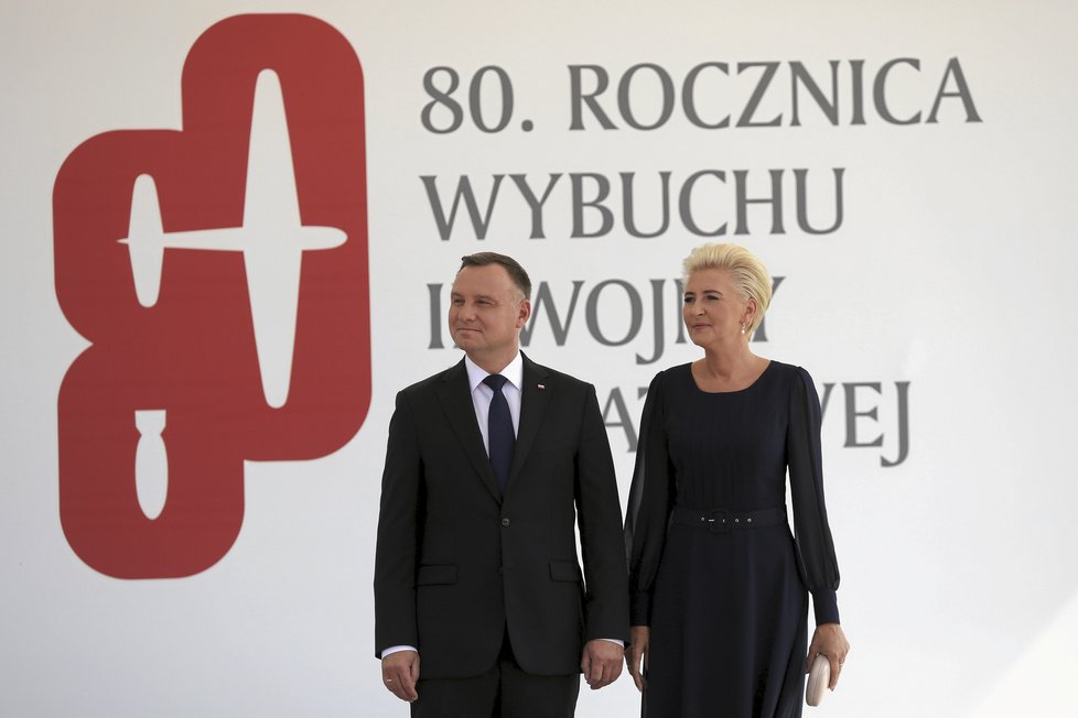 Polský prezident Andrzej Duda s maželkou Agatou Kornhauserovou na pietě připomínající 80 let od vypuknutí druhé světové války.