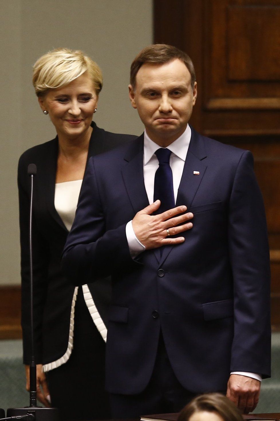 Andrezj Duda se svou manželku Agatou.